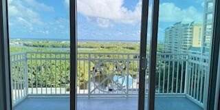 350 N Federal Highway Gallery 1