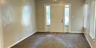 537 Alder Street . Gallery 6