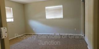 1318 Bunting Avenue Gallery 10