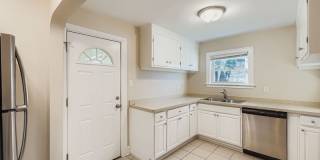 16855 Sayre Avenue Gallery 6