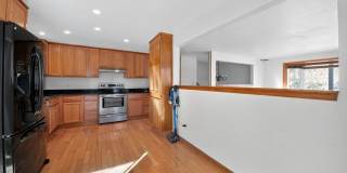 Spacious 6BR House in Lakewood Gallery 5
