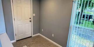 Spacious 6BR House in New Lebanon Gallery 13