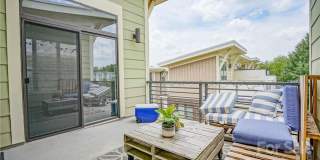 Room in 3 Bedroom Townhome at Steel Yard Ct Gallery 29