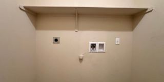 Viewable Now!  Small Dogs Accepted! Gallery 39