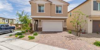 Fully Furnished 3 bedroom home! Gallery 1