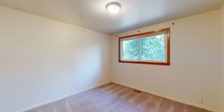 Application pending- Location, Location! - Four Bedroom house located minutes from Des Moines Waterfront Gallery 13