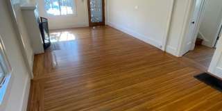 Great House in Oakland with a yard! 2 Beds, 1 Bath Gallery 23
