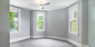 Stunning 4 bedroom home in Beechview available August 1! Gallery 15