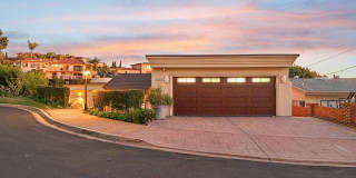 La Jolla Home with Ocean Views! Solar and AC Gallery 3