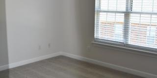 201 Bainbridge Drive Gallery 18