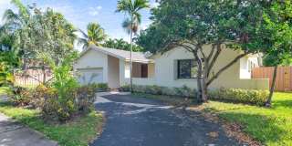 Beautiful home in quiet neighborhood Gallery 24