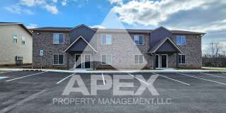 AVALON TOWNHOMES – LIKE NEW - 2 Bd/2.5 Ba Townhome off Topside Road with convenient access to Maryville or Knoxville! Gallery 1