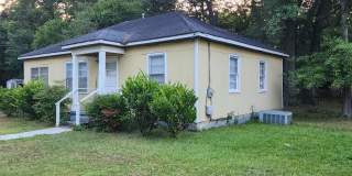 3 bdrm 1bath Gallery 1