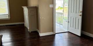 Charming 3-Bedroom Property in Prime Location Gallery 8