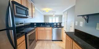 1215 Green Oaks Lane - B - 1 Gallery 2