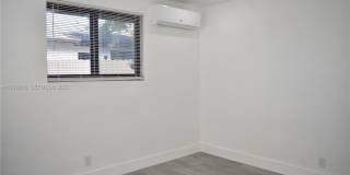 900 Northwest 8th Avenue Gallery 14