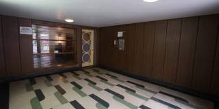 5337 S. Hyde Park Boulevard Gallery 8