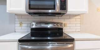 Spacious 3BD/2BTH In Yukon Gallery 14