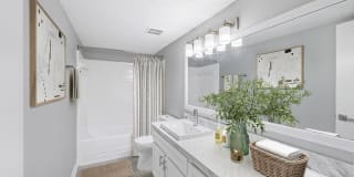 Elliot Roswell Gallery 28