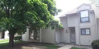 Great 2 bedroom condo available! Gallery 1