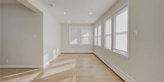 26 Ohio Avenue Gallery 11