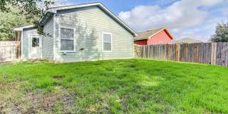Super cute 3/2 in Southeast Austin! Gallery 18