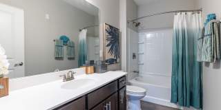 Alinium at Zionsville Gallery 18