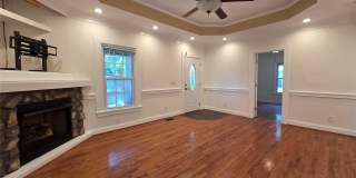819 South Street Gallery 4