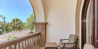 14 N WASHINGTON DRIVE Gallery 90