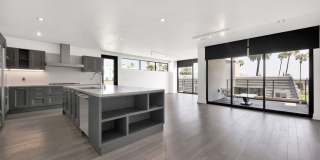 432 N Oakhurst Dr Gallery 4
