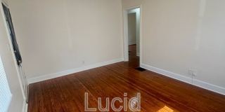 1305 Larchmont Avenue Gallery 3