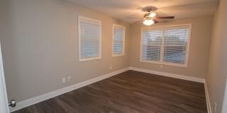 ADORABLE 2/1 APARTMENT CLOSE TO CAMPUS! Gallery 12