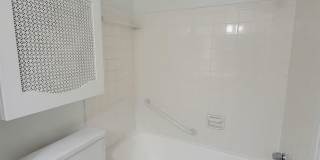1309 East 21st Gallery 3
