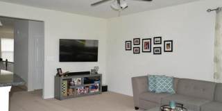 43857 KINGSTON STATION Terrace Gallery 4