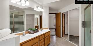4522 Northeast 21st Place Gallery 23