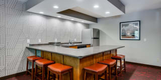 Washburn on the Park Gallery 11