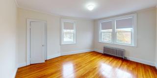 Huge, sunny 1 bed on the Green Line! Gallery 1