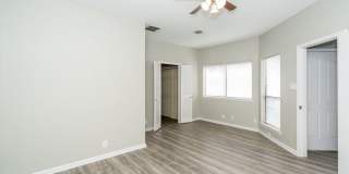 BEAUTIFULLY UPDATED 3-BEDROOM HOME IN TIMBER RIDGE Gallery 29