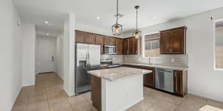 17865 W DALEY Lane Gallery 10