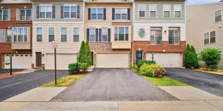 1431 OCCOQUAN HEIGHTS Court Gallery 1
