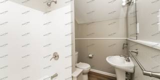 908 West 20th Street Gallery 13