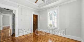 523 North Pine Street Gallery 17