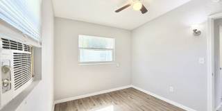 7111 onyx dr N. Gallery 33