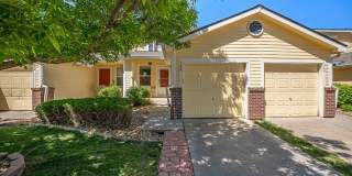 2-Bedroom Townhome Near Downtown Erie Gallery 1