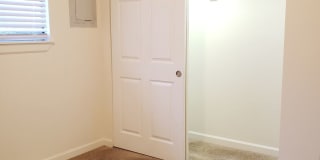 909 Gellatly St. Gallery 18