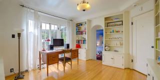 Glorious Gated Private 3 bed/ 3 bath Furnished Spanish Villa with Pool and Hot Tub in the Heart of Los Feliz! Gallery 28