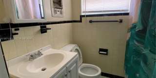 2031 NE 167th St Gallery 14