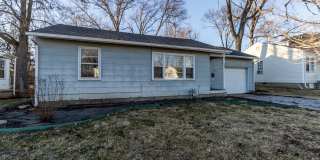 2 bedroom 1 bath home located close to downtown Gallery 1