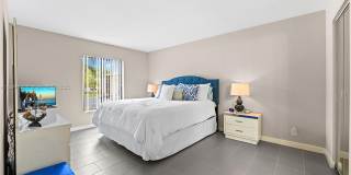 812 Sky Pine Way Gallery 18