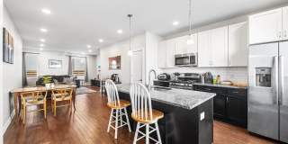 1640 N 5TH Court Gallery 3